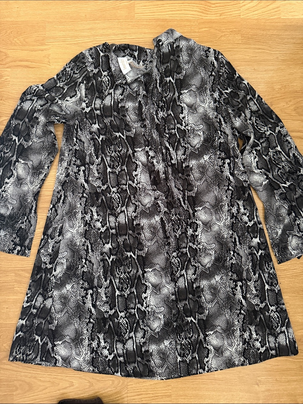 Laundry By Shelli Segal Black and Gray Asymmetrical Dress